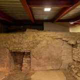 Ed � qui, che nel II secolo dopo Cristo, tra calidarium,  frigidarium e tepidarium i ruvesi venivano a rilassarsi godendo della calda acqua termale della grotta di San Cleto